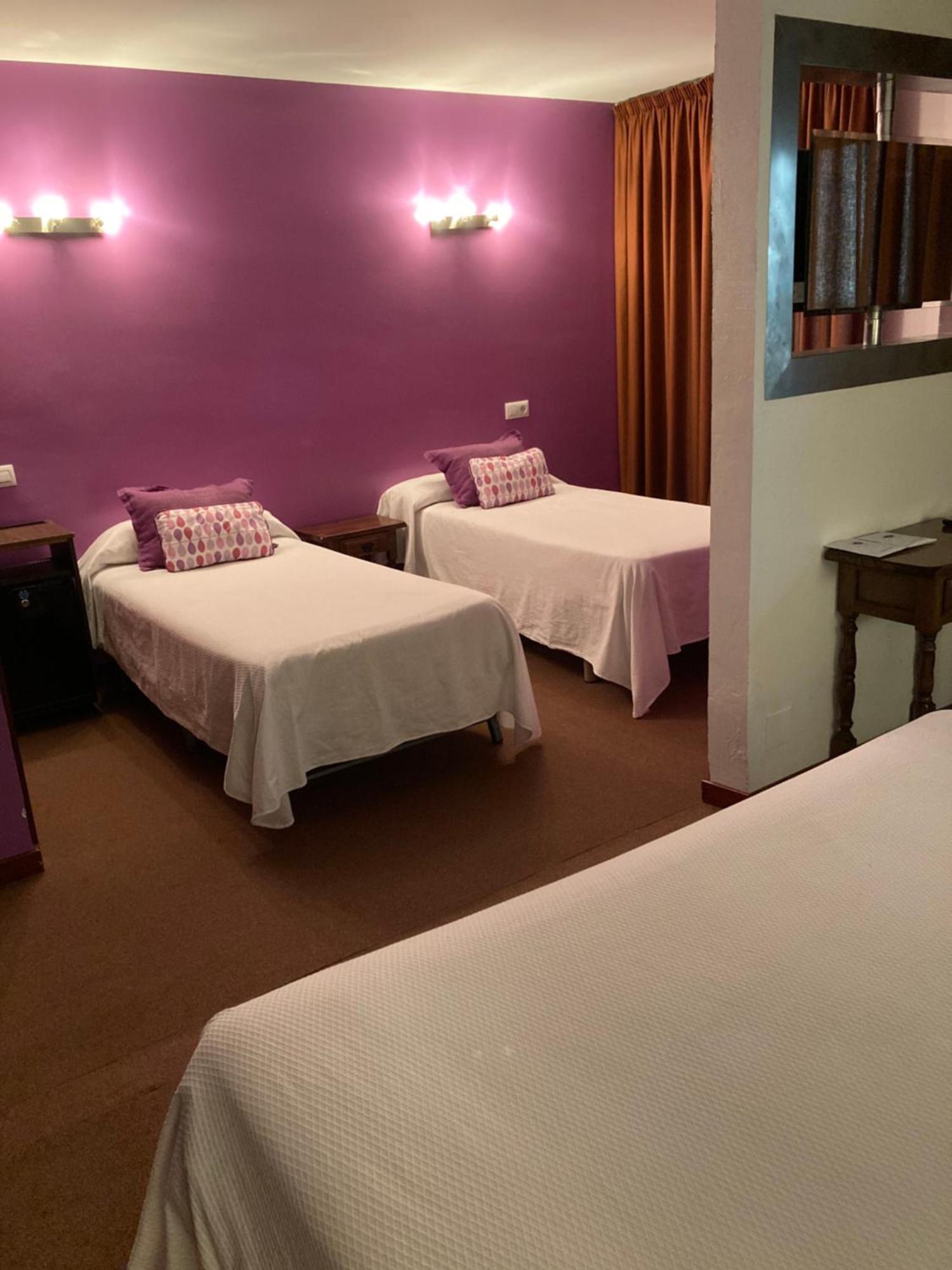 Hotel Folch Sant Julià de Lòria Zimmer foto