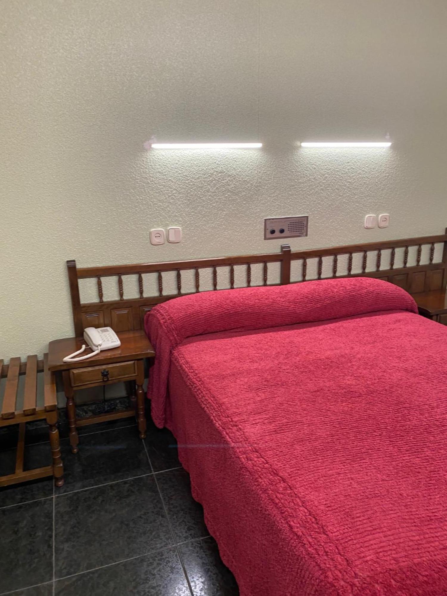 Hotel Folch Sant Julià de Lòria Zimmer foto